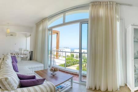 Joya Cyprus Mermaid Penthouse Apartment Agios Amvrosios  Eksteriør billede